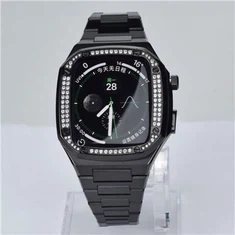 가짜 다이아몬드 베젤이 있는 Apple Watch 케이스